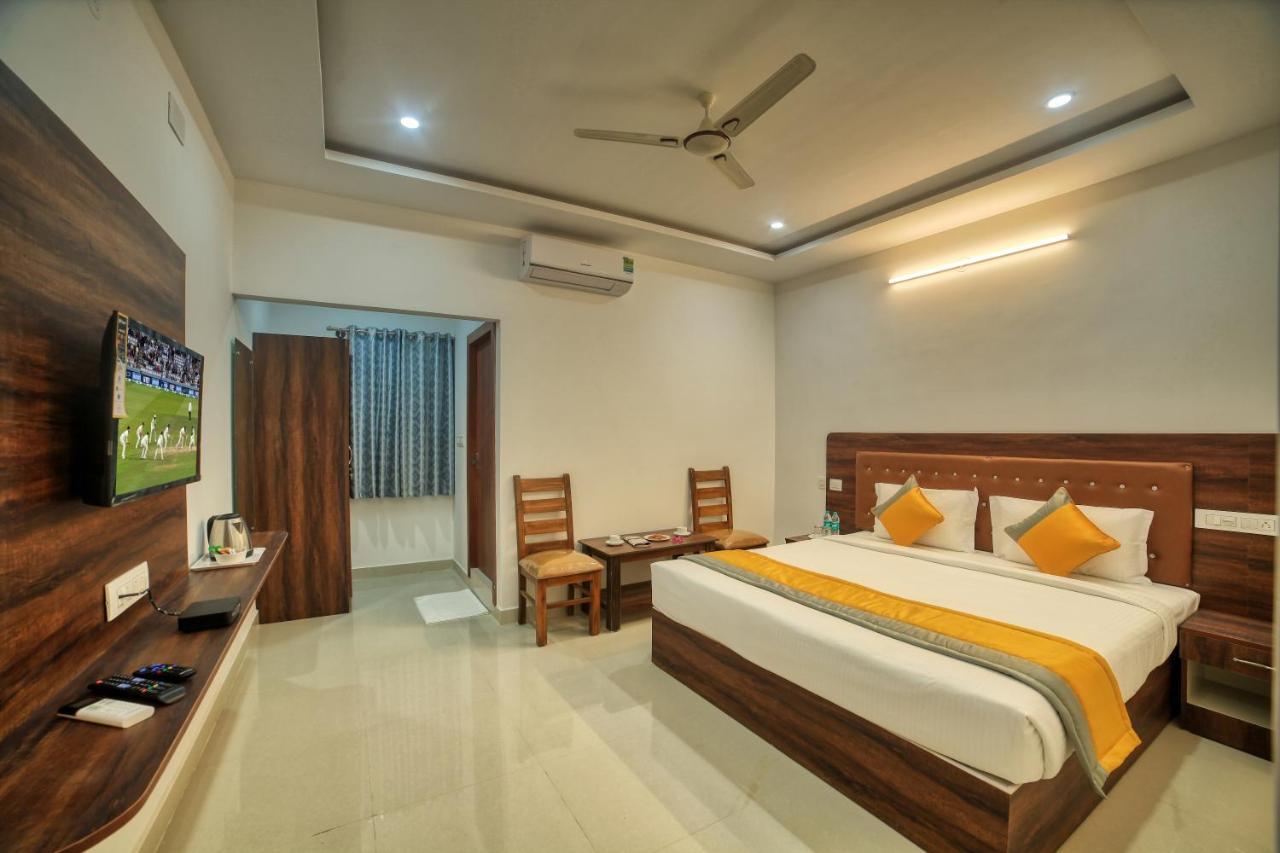 Visa Inn Transit Stay With Airport Transfer บังกาลอร์ ภายนอก รูปภาพ